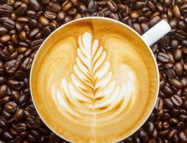 Γιατί οι Ιταλοί πίνουν καφέ μόνο το πρωί;